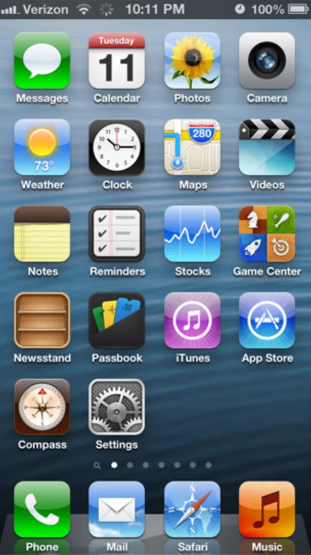 Detail of Kuba Horna’s skeuomorphic UI